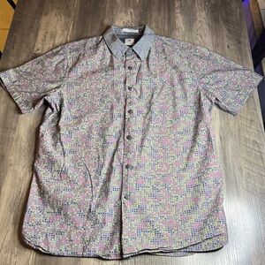 Marc Ecko Short-Sleeve Button-Down Shirt in Pink Mosaic Print